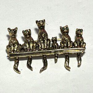 Vintage Green Eyes Cat Family Lapel Pin Brooch